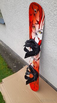 Kvalitní snowboard Factory Flower 150 cm - 5