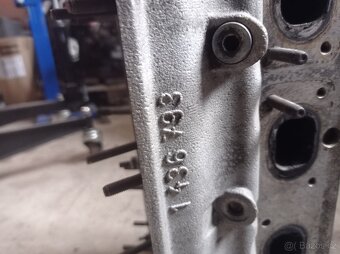 Hlava BMW m54b30 330 170kw - 5