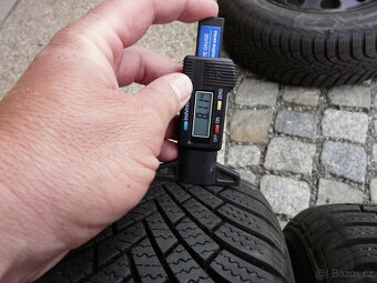 ZIMNÍ PNEU + DISKY 175/65R15  MINI 15" - 5