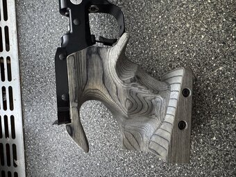 Prodám PCP vzduchovku TAU BRNO MK08 - 5