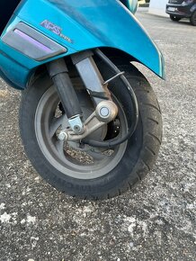 Prodam skútr Peugeot Hercules 125 SR - 5