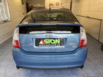 Toyota Prius 1,5i-HSD serviska, 2 x kola - 5