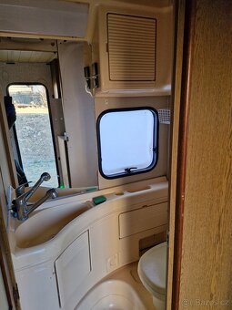 Ford Transit 2,5D - 5