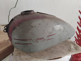 Nádrž Jawa Pérák - 5