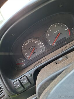 Subaru legacy 2.0 - 5