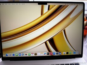MacBook Air 15’’ M2 8/256GB hvězdně bílý - 5