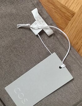 COS-NOVY s visackou, skvele padne, SALE - 5