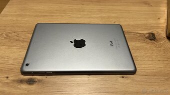 Apple iPad mini 2 32GB, příslušenství, 1400Kč - 5