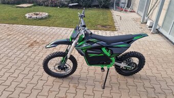 Dětská elektrická motorka pitbike MRM EcoPit 5000W 72V, kola - 5