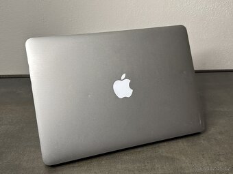 MacBook Air 13" 2015 256GB / i5 / 8GB - DPH - 5