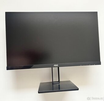 22 palcový monitor AOC 22V2Q - 5