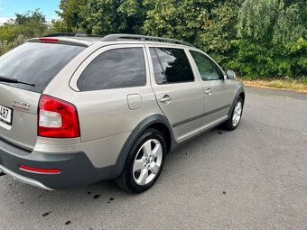 Škoda Octavia Scout 4x4 - 5