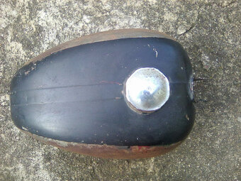 Jawa 250/350 Kývačka ND-kryty řetězu a motoru,nádrž,blatníky - 5