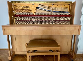 Pianino Petrof – buk, zánovní, krásný stav – 35 000 Kč - 5