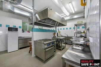 Prodej hotelu - Dobřany, ev.č. 00617 - 5