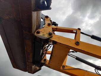 Traktorbagr JCB 4CX ECO - 5