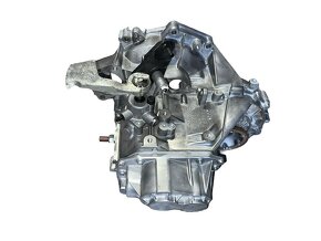 Převodovka 5Q manuál LJL 2.0FSI 80KW VW Caddy 3 - 5