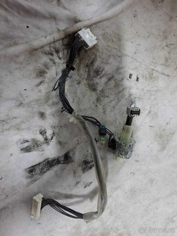 Chladiče LED světlomety BMW F10 - 5