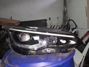 VW Golf VIII - 5