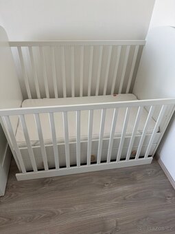 Postýlka GONATT včetně matrace a zábrany - 5