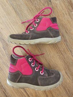 Superfit vel. 24 - 5