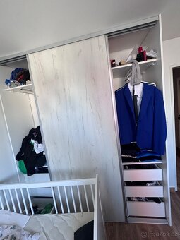 Prodám veškerý nábytek z důvodu stěhování. - 5