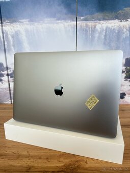 MacBook PRO 16" 2019 i7 2.6GHz/16GB RAM/512GB SSD - 5