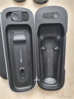 Holicí strojek Braun Series 9+nabíjecí pouzdro - 5