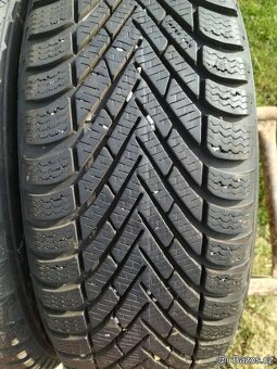 185/60/16 zimni pneu PIRELLI a BRIDGESTONE 185 60 16 - 5