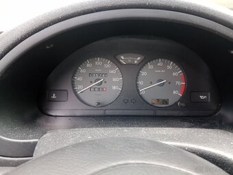 Citroen Saxo 1.1 - 5