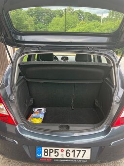 Opel Corsa D 1.2 benzín (59 kW), r.v. 2009 - 5