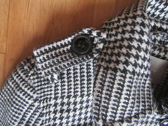 Černobílý kabát zn. Orsay, vel. S/36, perfektní stav - 5