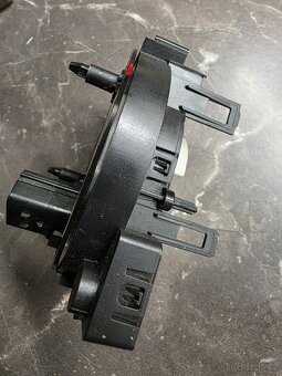 VW Transporter T6 kroužek pod volant - 5