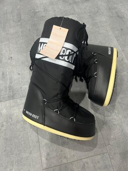 Moon Boot - 5