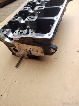 Hlava válců 1.9 TDI 77kw Bls - 5