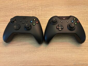Xbox Series X 1TB + 2 ovladače + Seagate 2TB HDD - 5