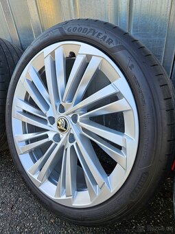Letní alu kola Veritate 19" Škoda Superb 235/40 R19 - 5