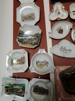 Starož. pohlednice s perletí + staré porcelánové popelníky. - 5