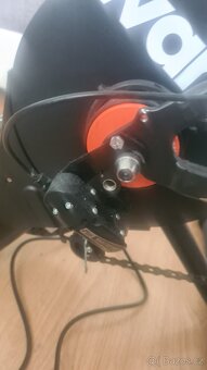 Prodám cyklotrenažér Wahoo Core + Zwift COG/CLICK v2 + řazen - 5