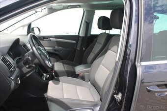 Volkswagen Sharan 2.0TDI 130kW NAVI TAŽNÉ ZAŘ. (2014) - 5