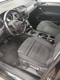 VW Touran 1.6 TDi DSG - 5