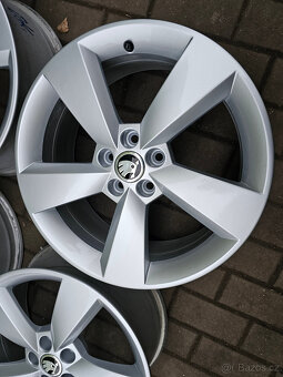 ALU kola disky Škoda 5x100 R17 Rapid Fabia 5JA - 5