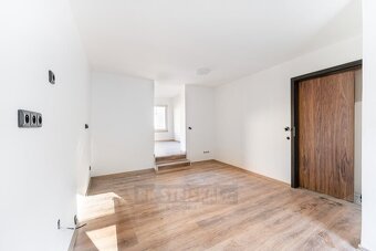 Prodej bytu 2+kk ve Vimperku (26 m²) - 5
