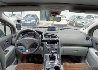 Peugeot 3008 2.0 Blue HDI 110 kw (150 koní) - 5