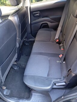 Peugeot 4007 - 5