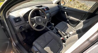 Golf 5 na náhradní díly - 5