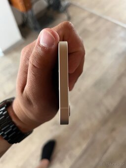 iPhone 12 - 5