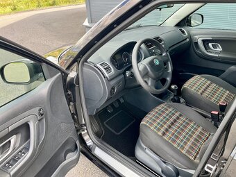 Škoda Fabia 1.4i 16V 63kw VÝHŘEV Senzory TEMPOMAT 98 000km - 5