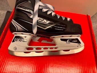 BRUSLE CCM RIBCORE 74K, VEL. 41,5/7,5 EE - 5