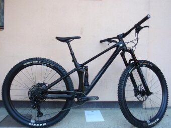 Nové YT Izzo Core 1 Carbon 2024 - 5